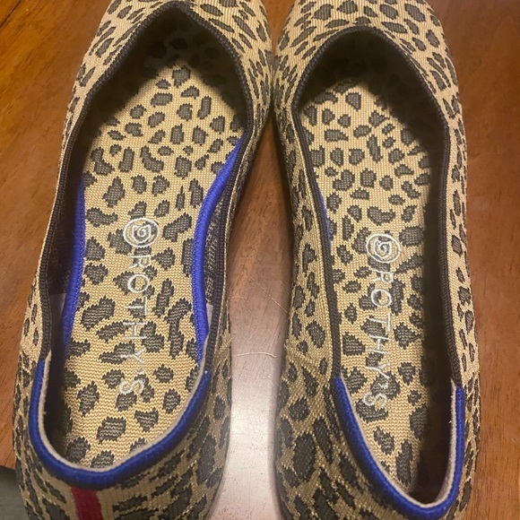 Rothy’s the flat cheetah size 12.5 - Picture 4 of 5